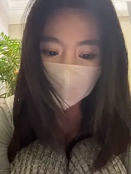 美女feifei-love在线直播