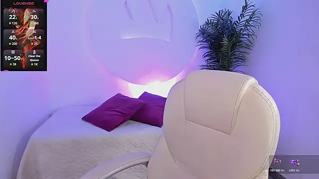 Ariana_Pierce webcam