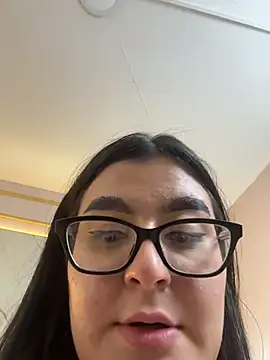 VioletaMaddox webcam