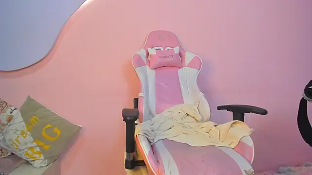 LucasBeckford webcam