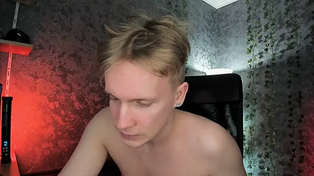 AlexxSweet webcam
