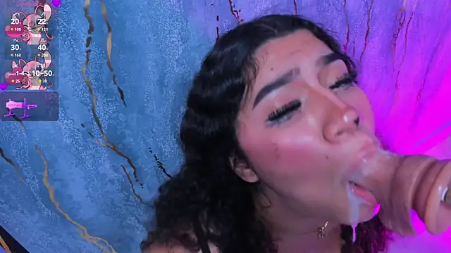 mia_cataleiya webcam