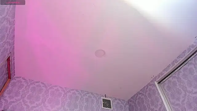 Saritasweet18 webcam