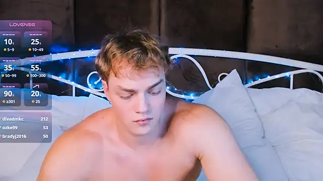 ChaseMuscular webcam