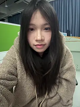 美女xiya-11在线直播