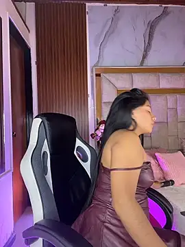 LinnaGardenia webcam