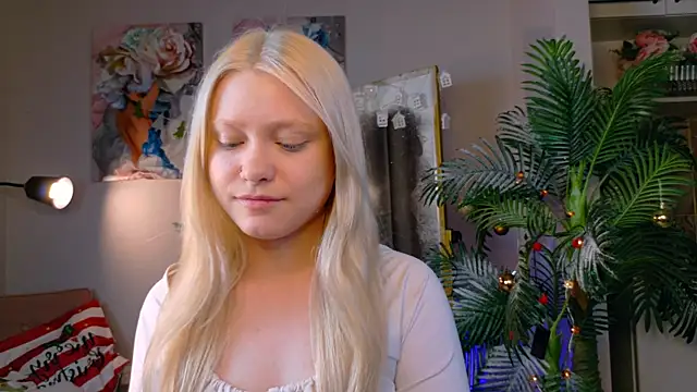 Millie_Vanillies webcam