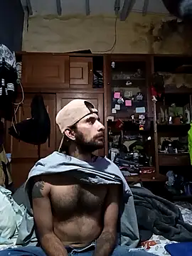 hairy_mannn webcam