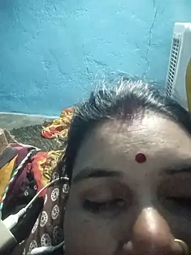 Chinki_pande webcam