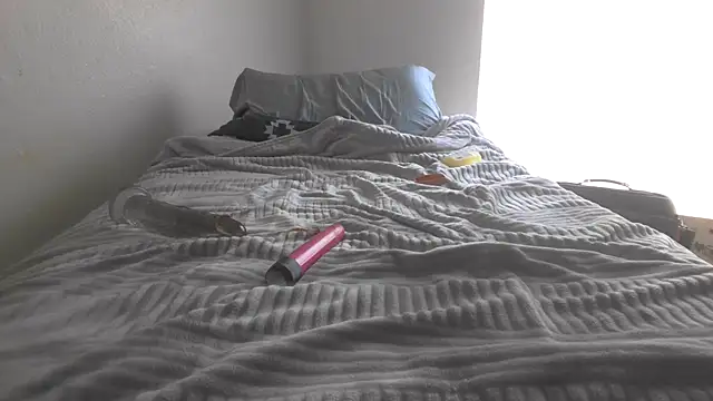 Peachestabby147 webcam