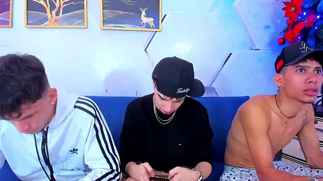 Alex_jeins_at webcam