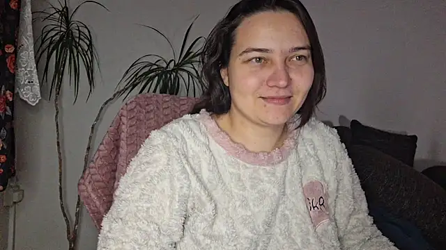 Cyndee_Winter webcam