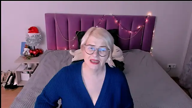 sabrinamacmarren webcam