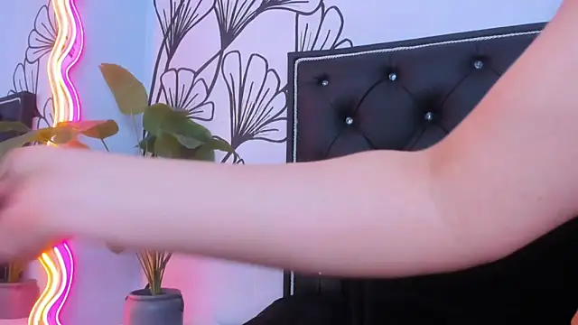 Sweet_Ariadna_ webcam