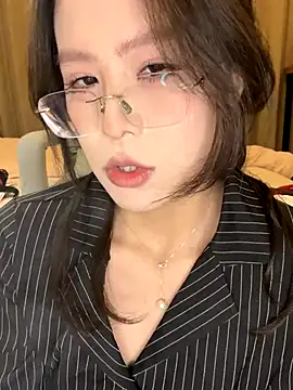 美女pupu_在线直播