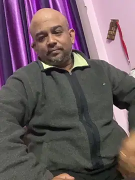 Dick_6inches_Delhi webcam