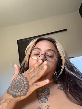 lolafairytail webcam