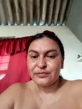 Horny-Mommy-Dirty webcam