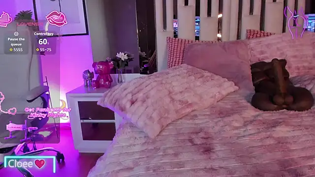 Cloee_Rainbow1 webcam