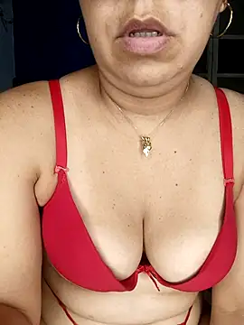 MilfTentasion webcam