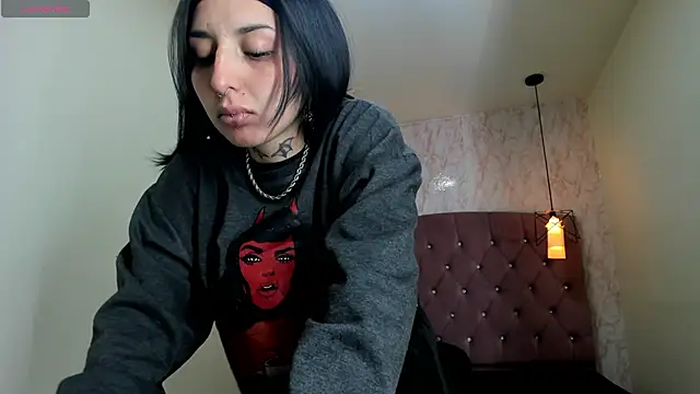 Iris__77 webcam