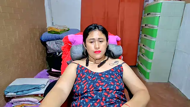 Ugly-Filipina webcam