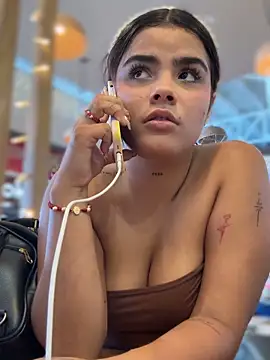 Kaily_Sweet16 webcam