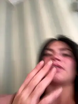 PamelaJonsom_ webcam