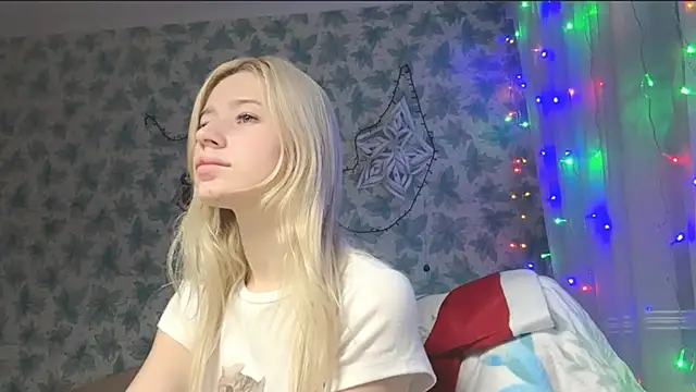 Barbie_Blondie webcam