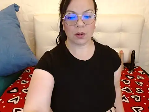 Angiee_BBW webcam