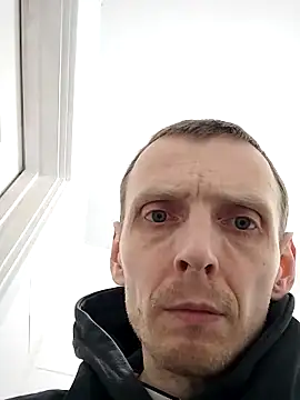 CrookedBunk3527 webcam