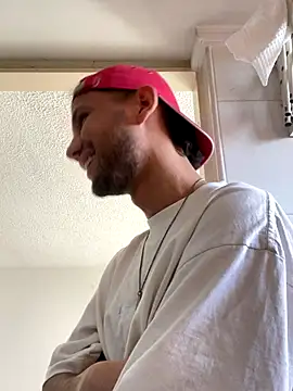 Michaell_Spinelly webcam