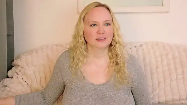 sarah4you - Sarah4you's free webcam