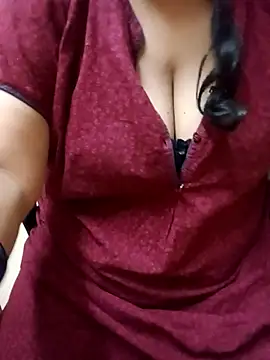 Webcam Model (Tamil_aishu09)  is live.Free join now!