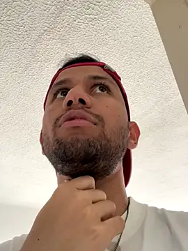 Michaell_Spinelly webcam