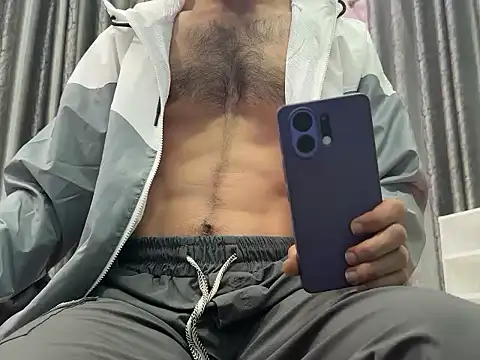 DarkMasterDesire webcam