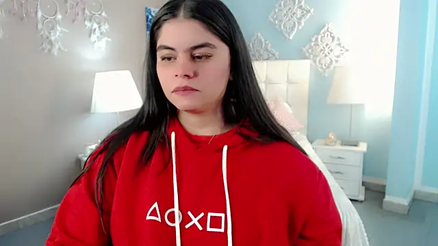 _Maddison_Ivanova_ webcam