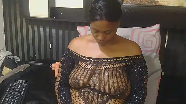 SweetMelanix25 webcam