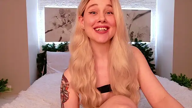 DeliaMoonlight webcam