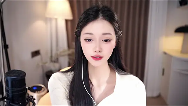 美女Ocean--Lili在线直播