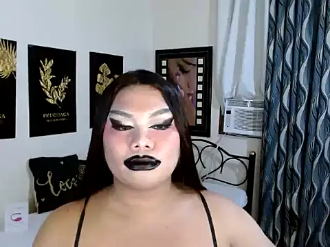 TSbrianaHugeCock webcam