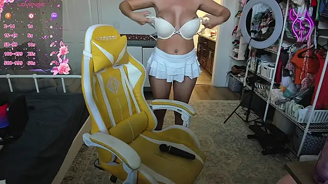 sweetbuttocks1 webcam