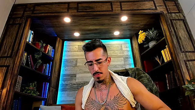 Donovan_Desmond webcam