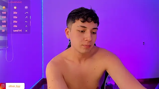 oliver_kyy webcam