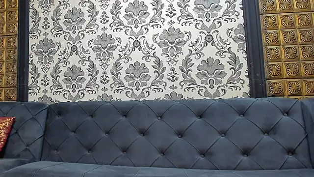 LissaBigTitts webcam