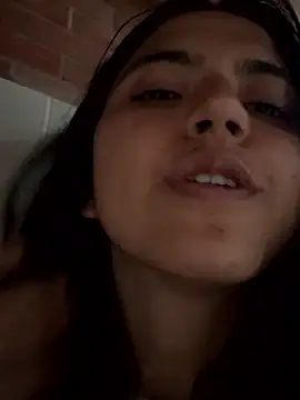 ViolettaSummer webcam