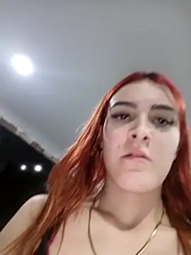 laura_arias018 webcam