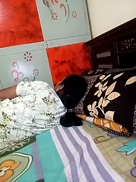 Mee_harini-telugupilla webcam