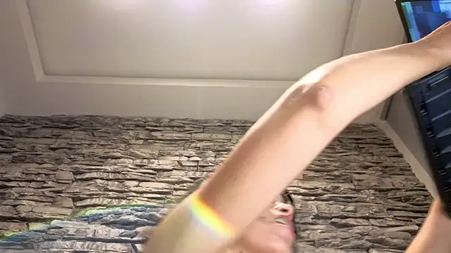 Qadeshoficial webcam