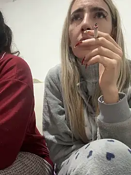 BarbieBlondieGirl webcam